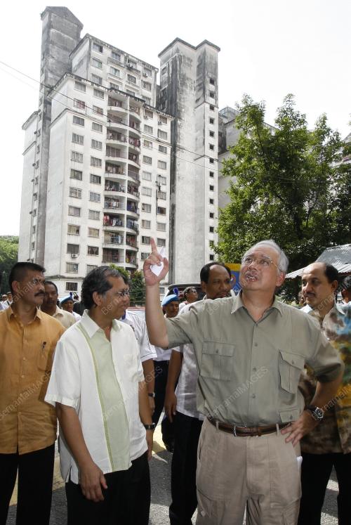 DATUK SERI MOHD NAJIB TUN ABDUL RAZAK