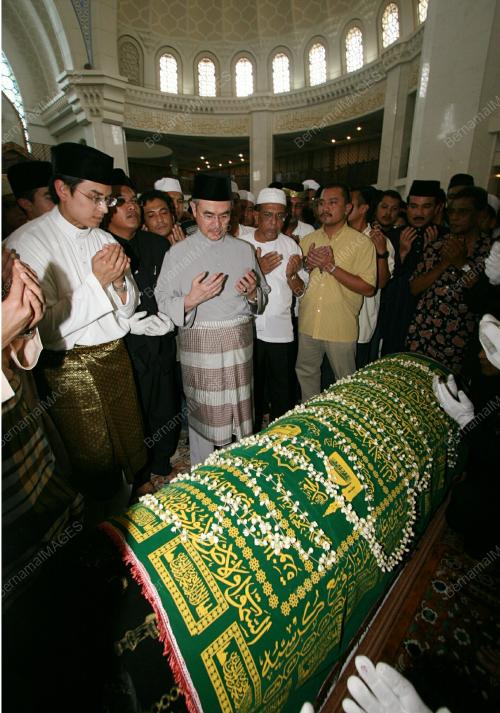 ABDULLAH AHMAD BADAWI