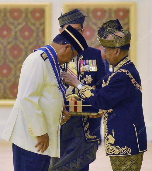 KL09_04062016_AGONG