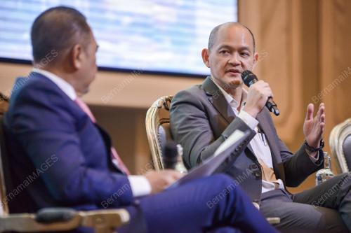 DR ONG KIAN MING
