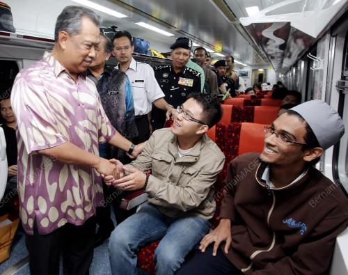 MUHYIDDIN MOHD YASSIN
