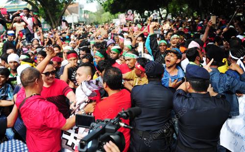 KL09_04122016_SOLIDARITI