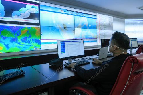BILIK KAWALAN PUSAT RAMALAN DAN AMARAN BANJIR