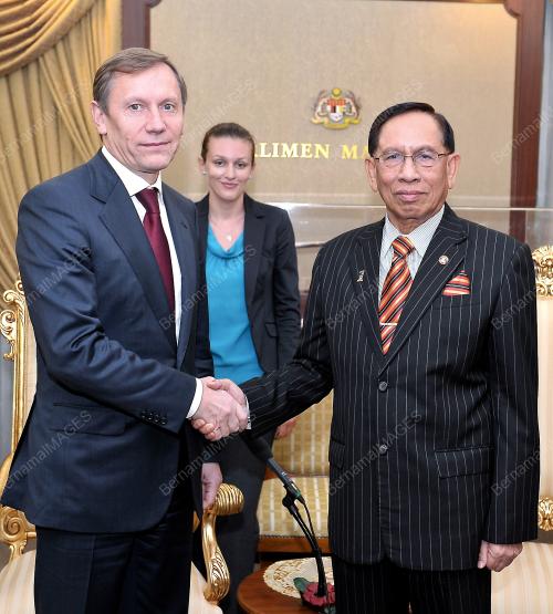 KL09_05022013_PARLIMEN