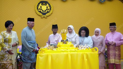 KL09_05062016_AGONG