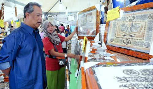 KL09_05082012_BAZAR