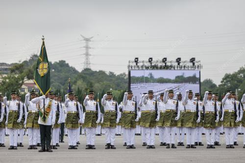 ISTIADAT PERBARISAN PENGHARGAAN PANGLIMA TENTERA DARAT KE-29