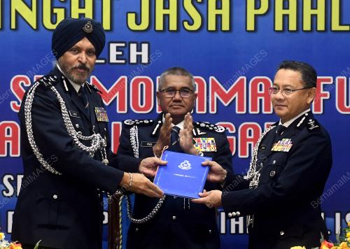 KL09_05122018_PAHLAWAN_BN201812045481