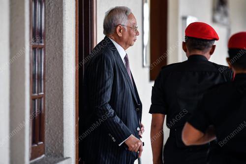 DATUK SERI NAJIB TUN RAZAK