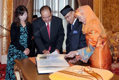 KL09_06022013_AGONG