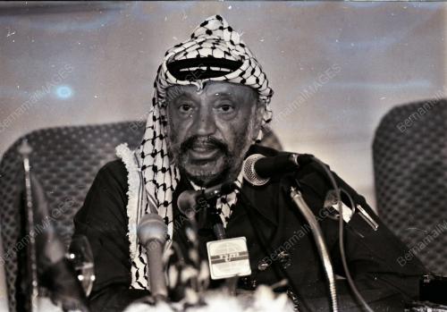 SIDANG AKHBAR YASSER ARAFAT