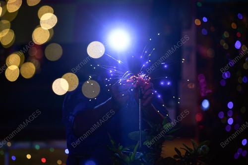 DEKORASI LAMPU HIASAN