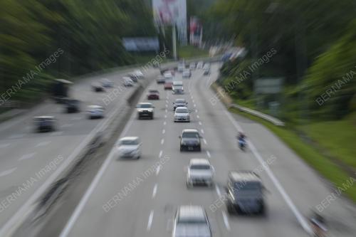 TINJAUAN ALIRAN TRAFIK