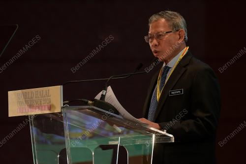 DATUK SERI MUSTAPA MOHAMED