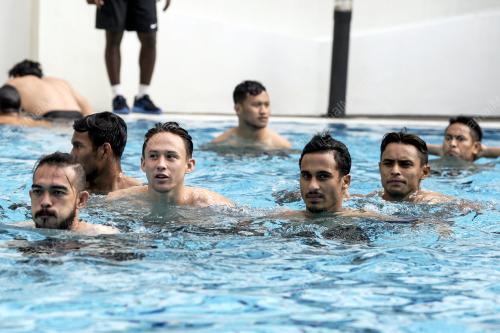 KL09_06112016_RENANG
