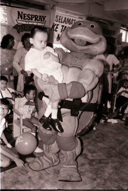 MUTANT NINJA TURTLES