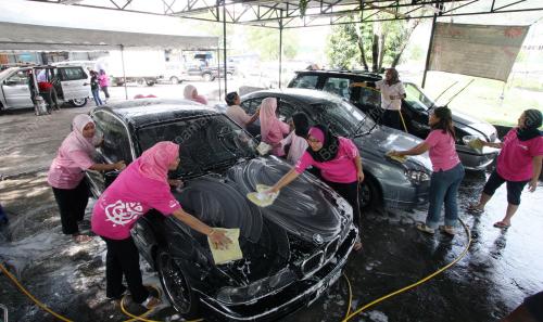 CUCI KERETA