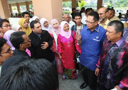DR MOHD PUAD ZARKASHI