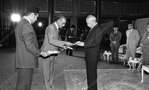 KL09_07042015_AGONG_PINGAT