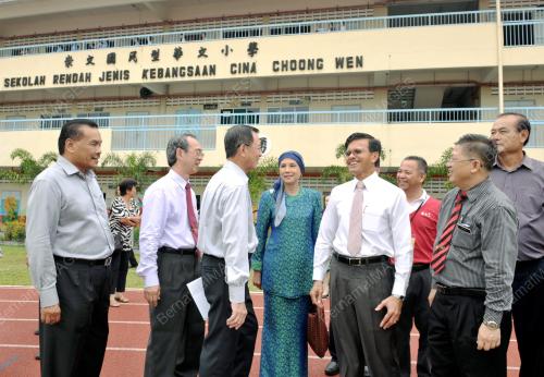 KL09_07052012_NONG_CHIK_SEKOLAH