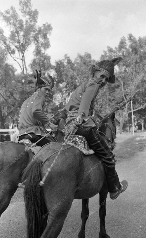 BAJAU HORSEMAN