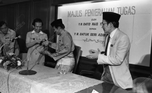 KL09_07092015_RAIS_YATIM