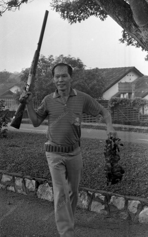 KL09_07092015_TEMBAK_GAGAK