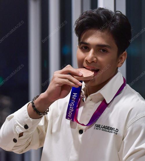 SHARUL AIMY