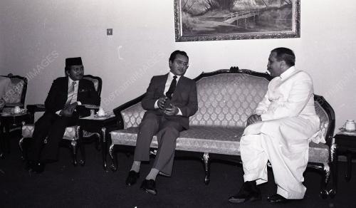 PRESIDEN PAKISTAN MUHAMMAD ZIA-UL-HAQ