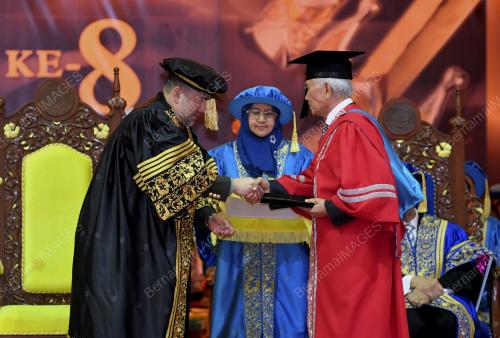 KL09_07112017_AGONG_BN201711020188