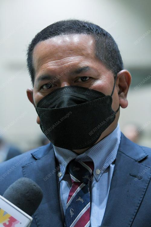 DATUK NUR AZMI AHMAD