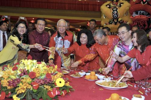 KL09_08022016_PM_CNY