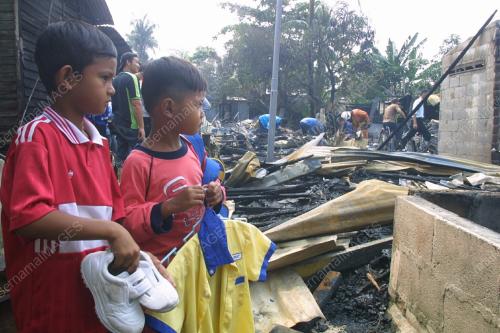 RUMAH TERBAKAR