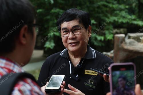 OYEN DI ZOO NEGARA