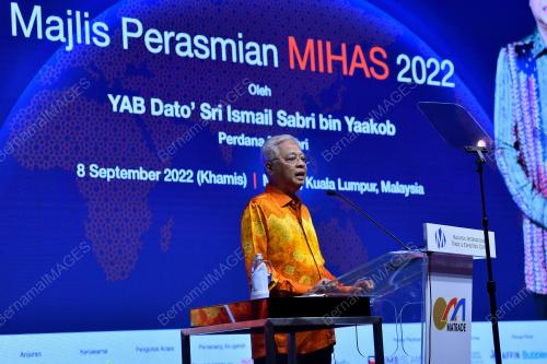 DATUK SERI ISMAIL SABRI YAAKOB