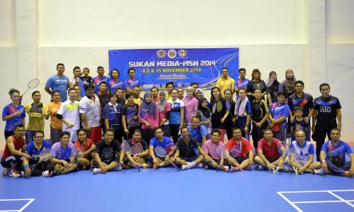 KL09_08112014_MEDIA_MSN