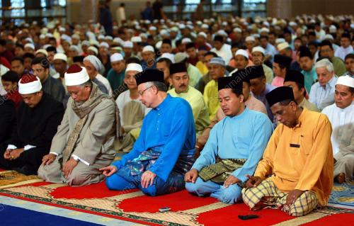 MOHD NAJIB TUN ABDUL RAZAK