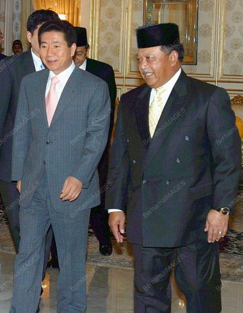 TUANKU SYED SIRAJUDDIN SYED JAMALULLAIL