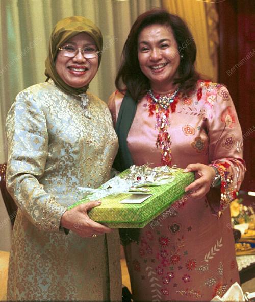 ROSMAH MANSUR