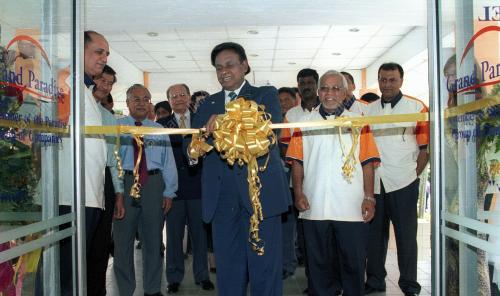 SAMY VELLU