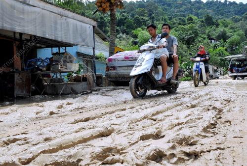 KL09_09032012_BANJIR