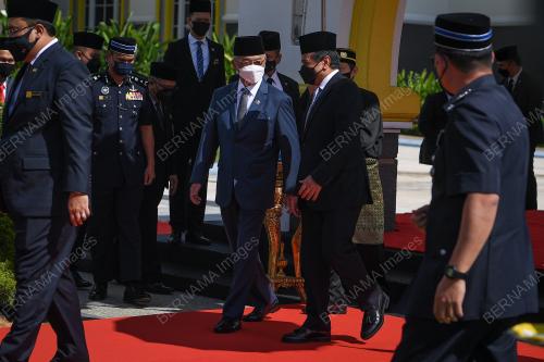 AL-SULTAN ABDULLAH RI'AYATUDDIN AL-MUSTAFA BILLAH SHAH