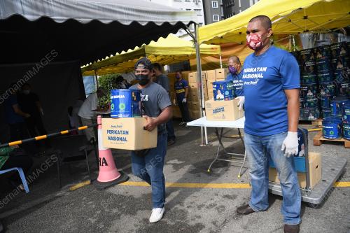 BANTUAN KIT AMPANG PRIHATIN