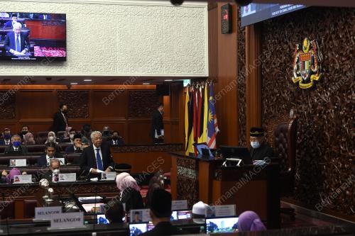 DATUK SERI ISMAIL SABRI YAAKOB