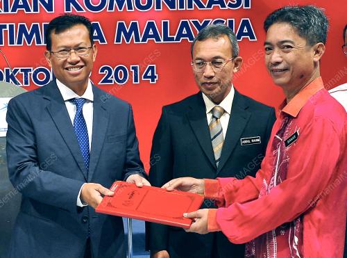 KL09_09102014_PERHIMPUNAN