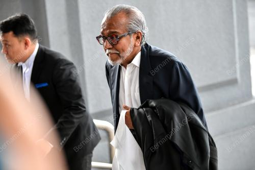 TAN SRI SHAFEE ABDULLAH