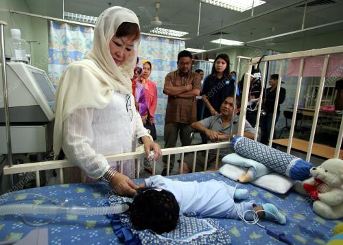 AZIZAH ABD SAMAD