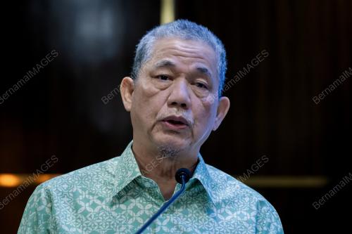 DATUK SERI FADILLAH YUSOF