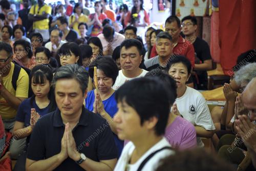 KL09_10052017_WESAK_BN201705093028