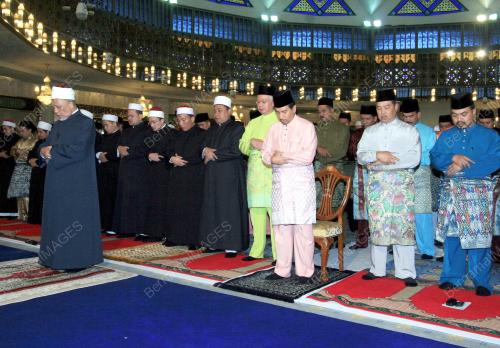 TUANKU MIZAN ZAINAL ABIDIN